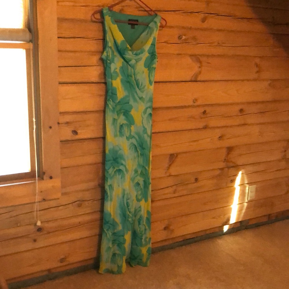 Dress long yellow , green , blue